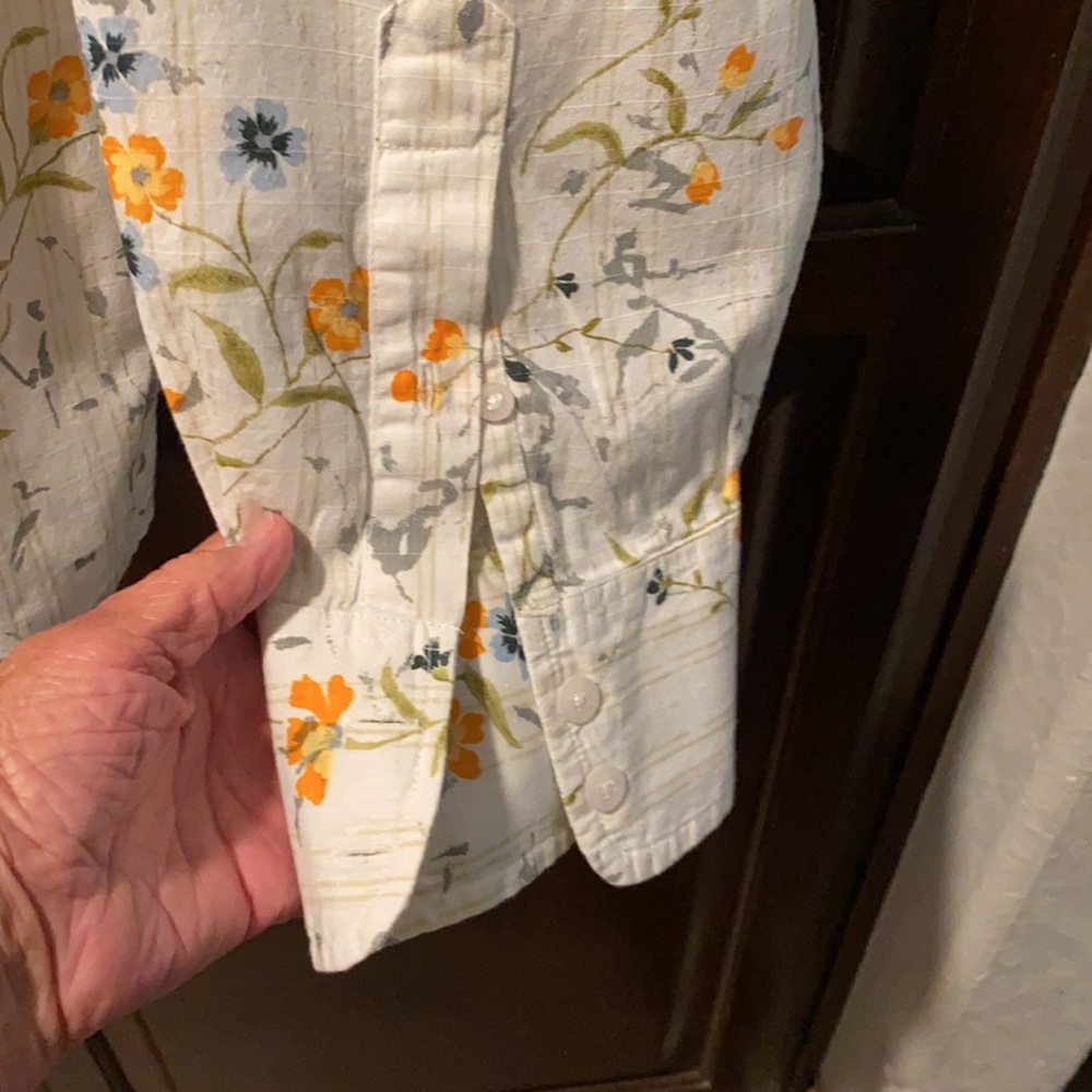 Shirt - Picture 5 of 7